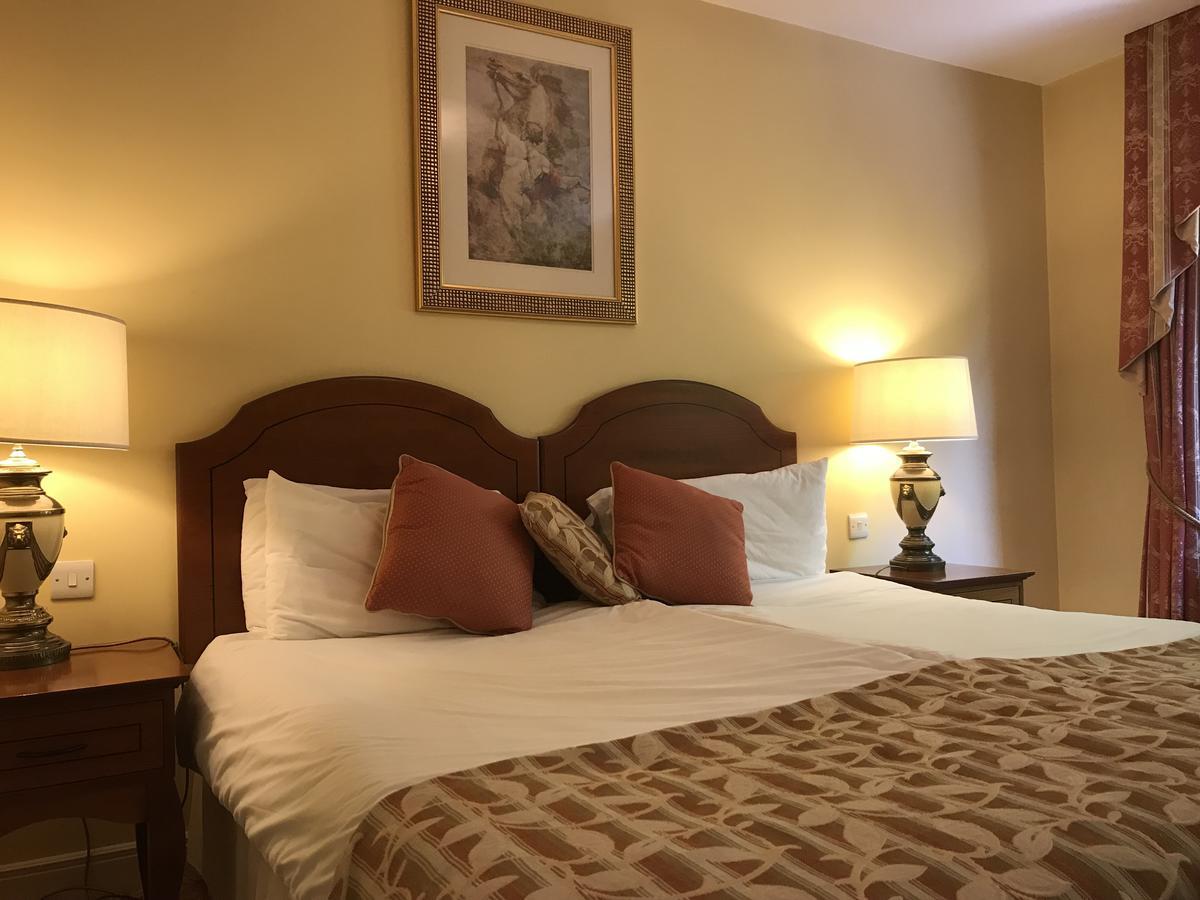 Bramble Lodge Бларни Экстерьер фото